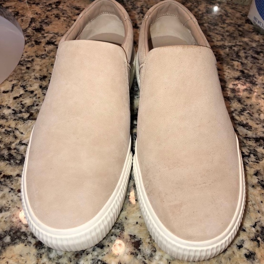 Vince Oatmeal Slip on Leather Sneakers